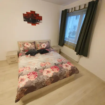 Garsoniera *